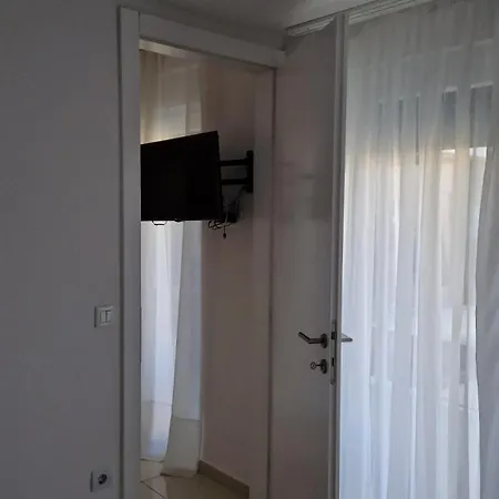 Basic Mansion Mandalina * Sibenik