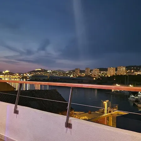 Apartment Basic Mansion Mandalina Sibenik