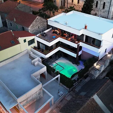 Basic Mansion Mandalina *