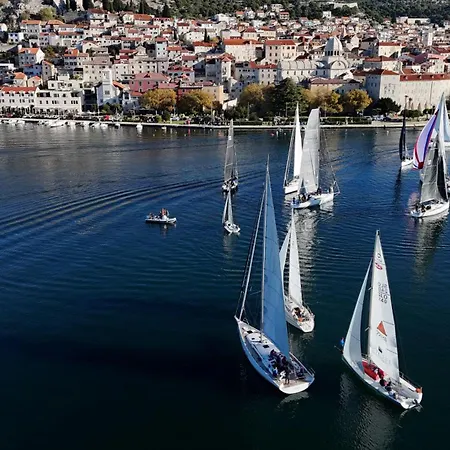 Basic Mansion Mandalina Šibenik