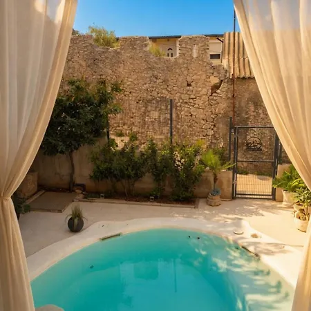 Basic Mansion Mandalina * שיבניק