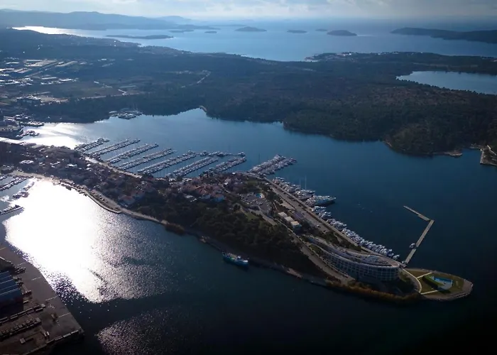 Apartment Basic Mansion Mandalina Sibenik