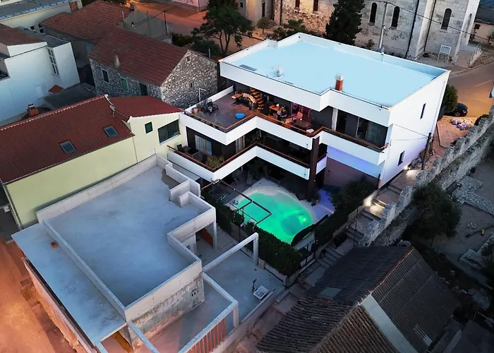 Basic Mansion Mandalina *