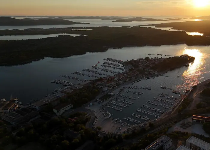 公寓 Basic Mansion Mandalina