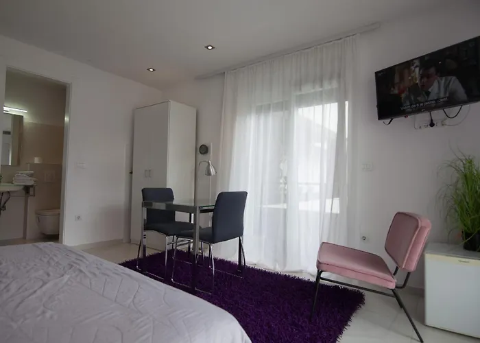 Basic Mansion Mandalina 公寓 *