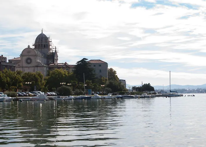 Basic Mansion Mandalina Sibenik